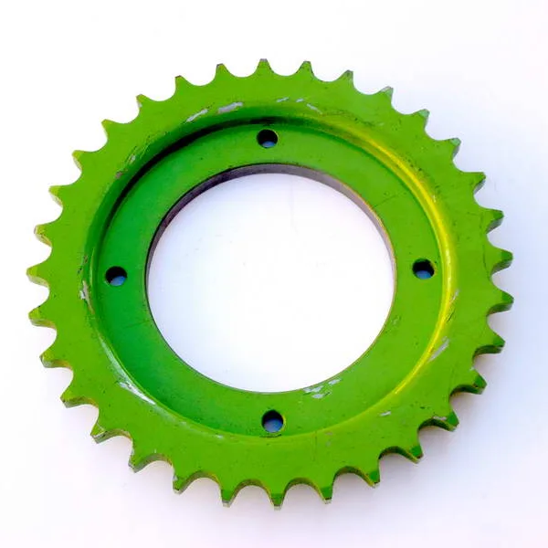 Lančanik ubacivača lijevi  Z=32 CM 847